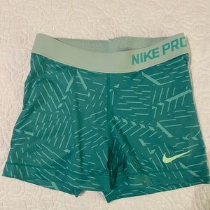 Nike spandex size small